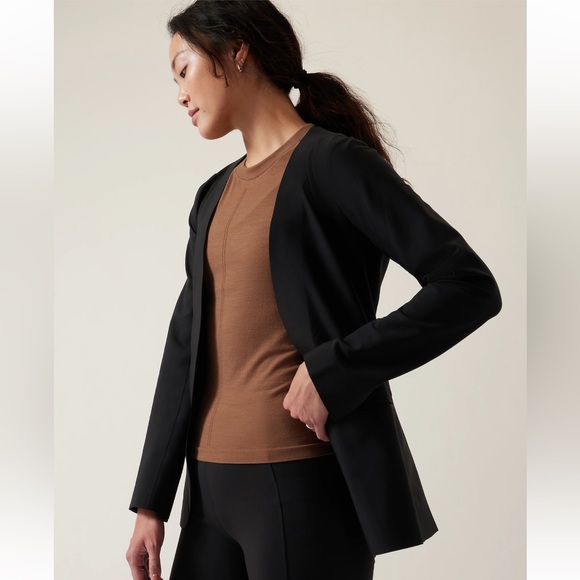 Athleta Avenue Blazer // Black #982816 - Picture 4 of 16